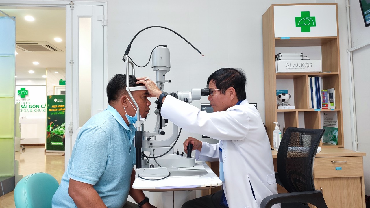 Người đ&agrave;n &ocirc;ng ở S&oacute;c Trăng mắc bệnh hiếm gặp ở 2 mắt - Ảnh 4.