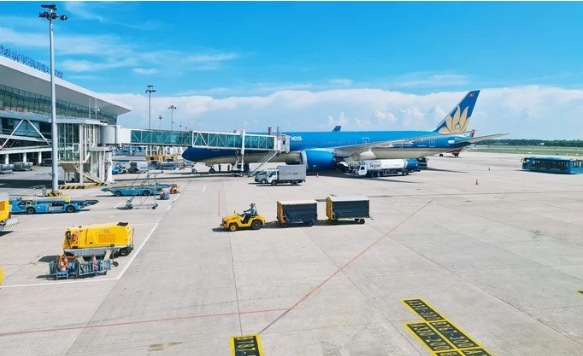 Hành khách tung tin có súng khiến chuyến bay bị delay là một trung tá