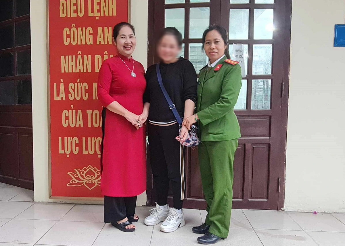 Chủ nhà hàng ở Thanh Hóa trao trả số tiền gần 270 triệu đồng khách chuyển nhầm- Ảnh 1.