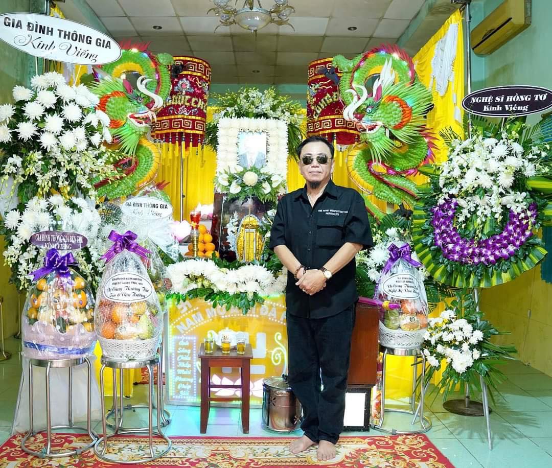 NSND Lệ Thủy nghẹn ngào tiễn biệt "Tư Ếch Văn Hường"- Ảnh 4.