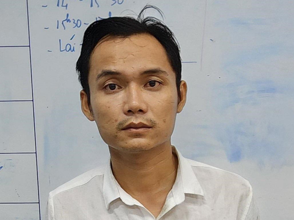 cướp t&agrave;i sản