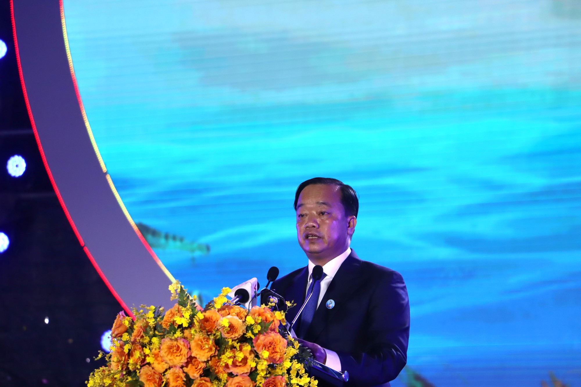 Hàng ngàn người theo dõi sự kiện quan trọng ở Cà Mau- Ảnh 3.
