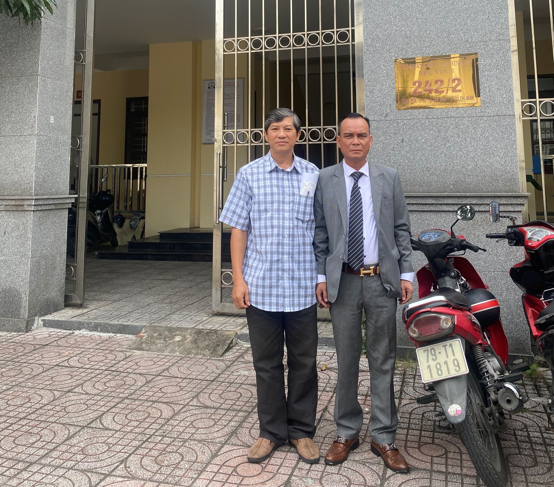 Cha của nữ sinh Ninh Thuận bị t&ocirc;ng chết trải l&ograve;ng sau phi&ecirc;n to&agrave; nhiều cảm x&uacute;c- Ảnh 2.