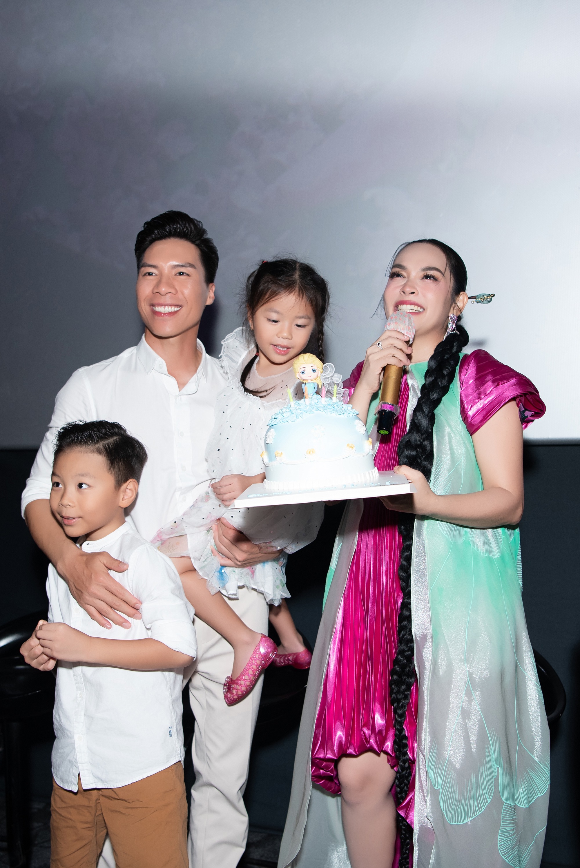Được chồng động viên, "O Sen" Ngọc Mai khoe vũ đạo- Ảnh 7.
