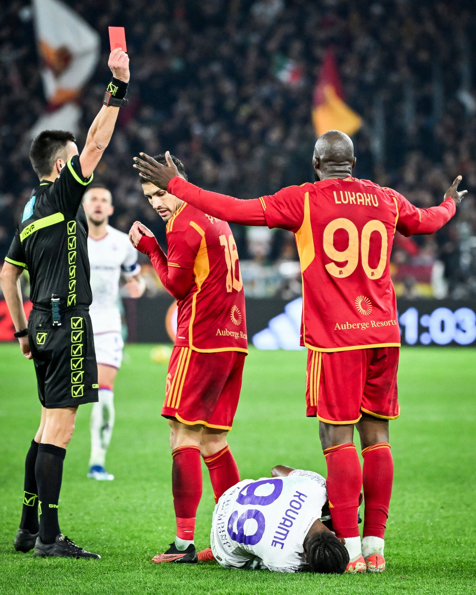Lukaku - người hùng đầu trận, tội đồ cuối trận- Ảnh 1.