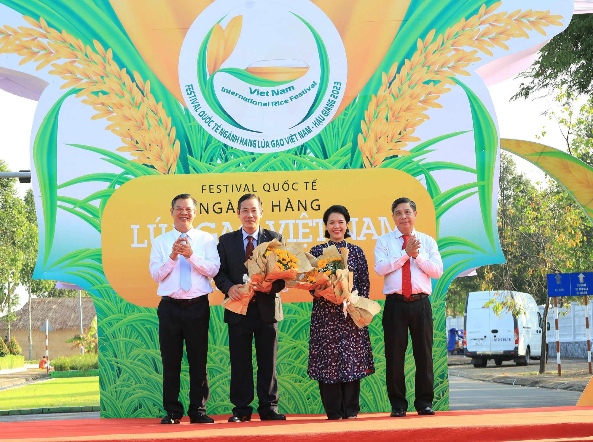 Hậu Giang đón nhận 2 kỷ lục đặc biệt- Ảnh 5.