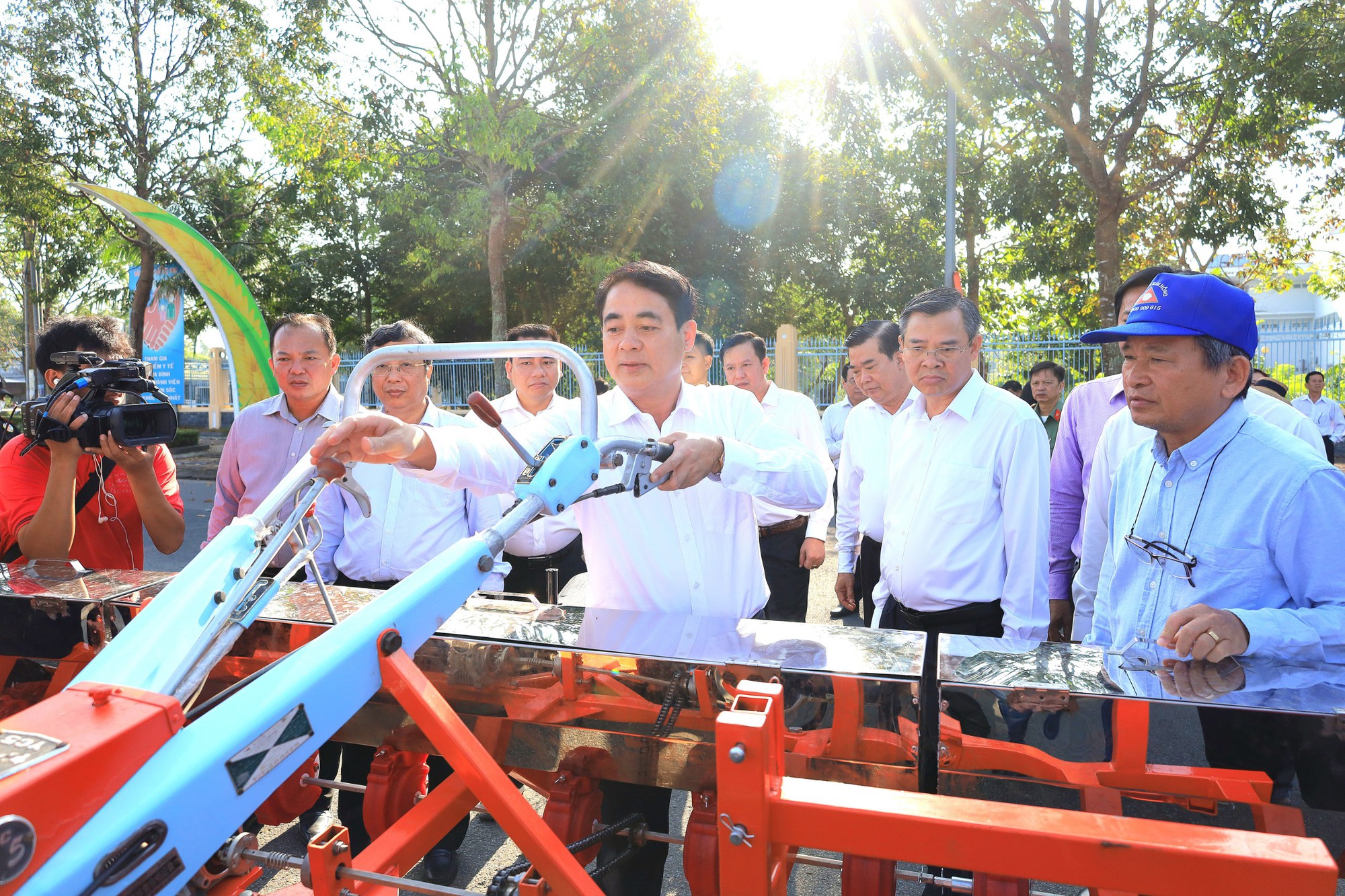 Hậu Giang đón nhận 2 kỷ lục đặc biệt- Ảnh 9.