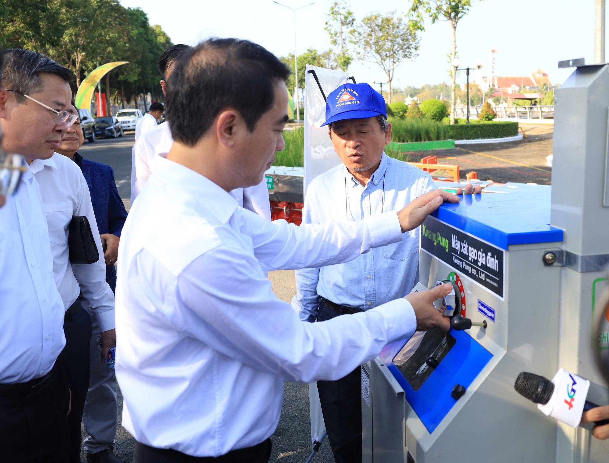 Hậu Giang đón nhận 2 kỷ lục đặc biệt- Ảnh 12.