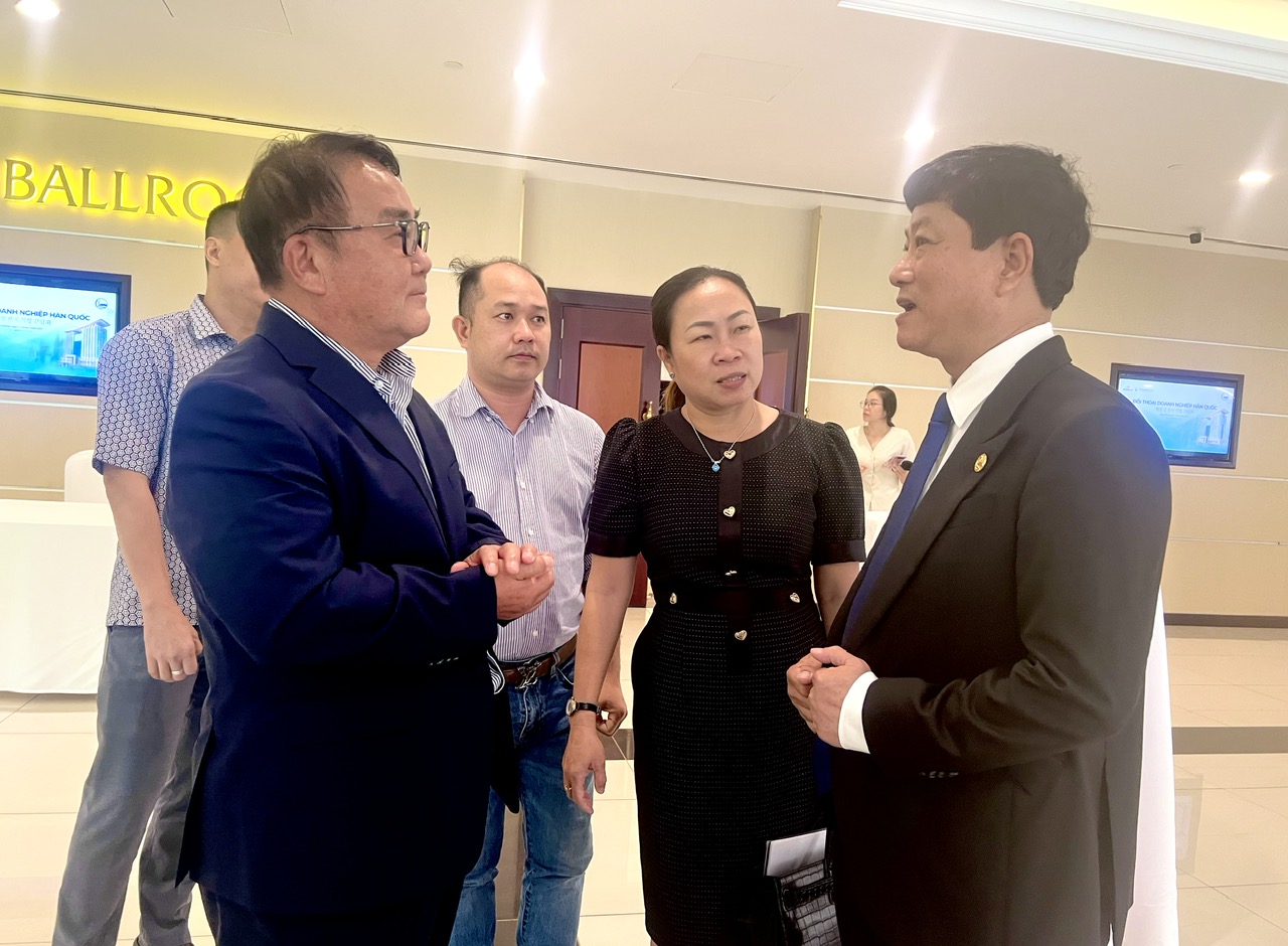Chủ tịch tỉnh Bình Dương đã chủ trì 14 phiên họp gỡ khó cho doanh nghiệp- Ảnh 1.