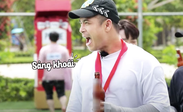 Cảnh quảng c&aacute;o lồng gh&eacute;p tr&agrave;n lan, k&eacute;m duy&ecirc;n trong c&aacute;c game show, chương tr&igrave;nh truyền h&igrave;nh. (Ảnh chụp m&agrave;n h&igrave;nh)