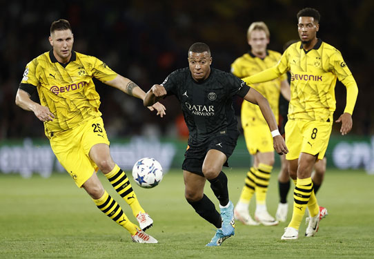 PSG và Mbappé quyết giành chiến thắng ở Signal Iduna Park Ảnh: REUTERS