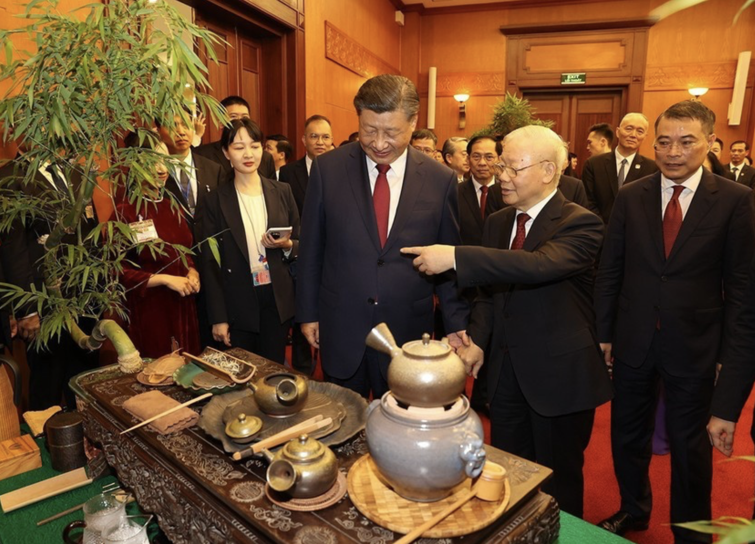 Tổng B&iacute; thư Nguyễn Ph&uacute; Trọng v&agrave; Tổng B&iacute; thư, Chủ tịch nước Tập Cận B&igrave;nh dự tiệc tr&agrave;- Ảnh 3.