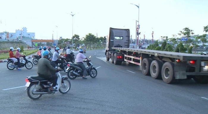 B&igrave;nh Định lập tổ kiểm tra ghi h&igrave;nh để xử l&yacute; vi phạm giao th&ocirc;ng- Ảnh 1.