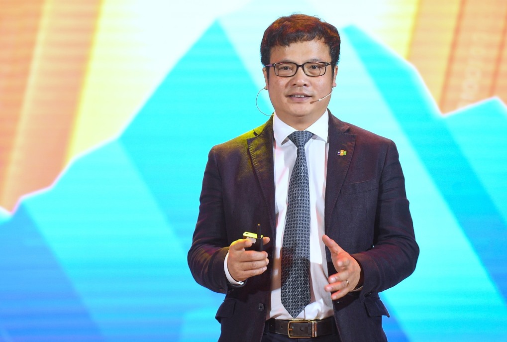 FPT giới thiệu hệ sinh th&aacute;i sản phẩm &ldquo;C&ocirc;ng nghệ số kiến tạo doanh nghiệp số th&ocirc;ng minh&rdquo;- Ảnh 1.