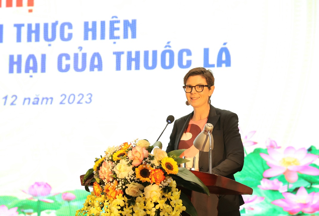 Nam giới Việt đã bớt hút thuốc lá- Ảnh 2.