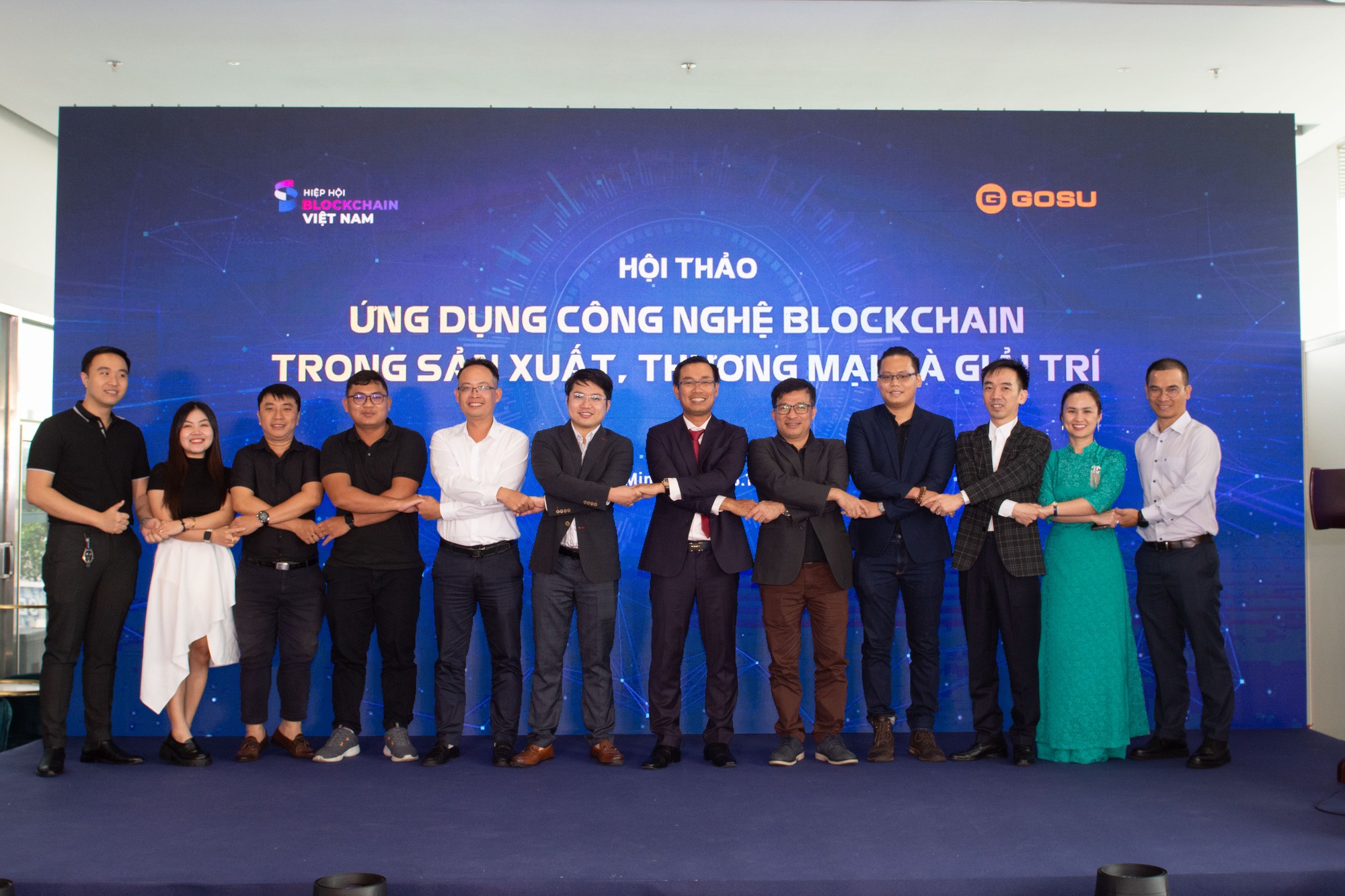 Ứng dụng công nghệ Blockchain trong sản xuất, thương mại và giải trí- Ảnh 1. Ứng dụng công nghệ Blockchain trong sản xuất, thương mại và giải trí- Ảnh 1.