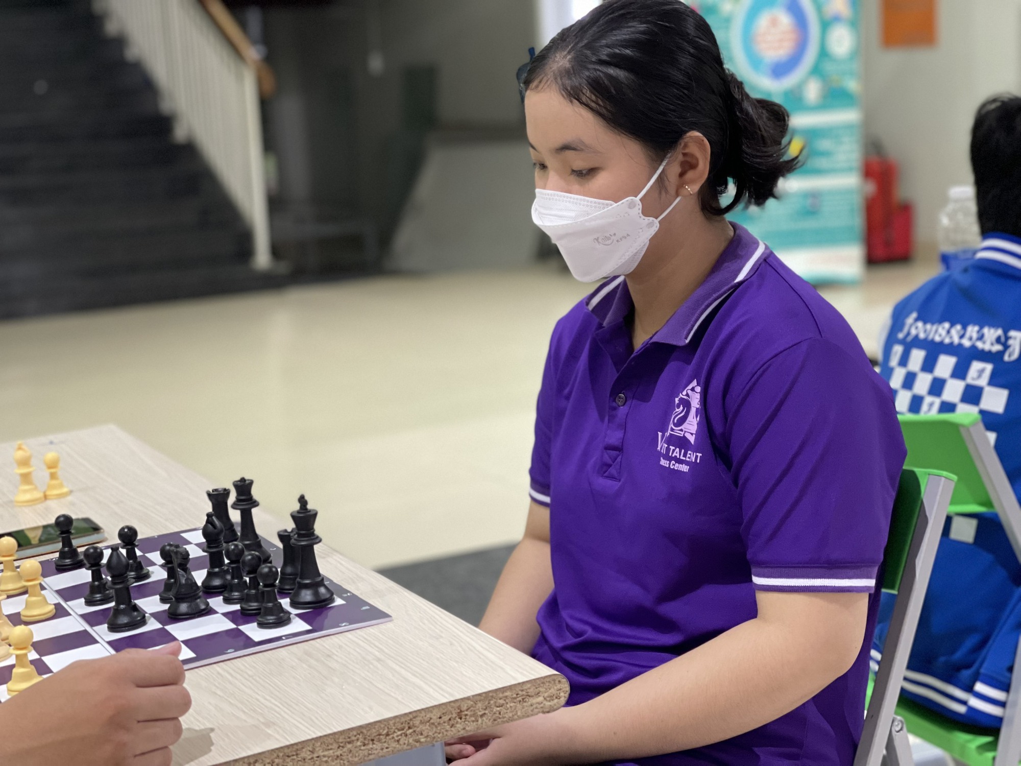 Cần Thơ: C&aacute;c kỳ thủ nh&iacute; thắng &ldquo;&aacute;p đảo&rdquo; tại giải cờ vua do ĐH FPT tổ chức- Ảnh 6.