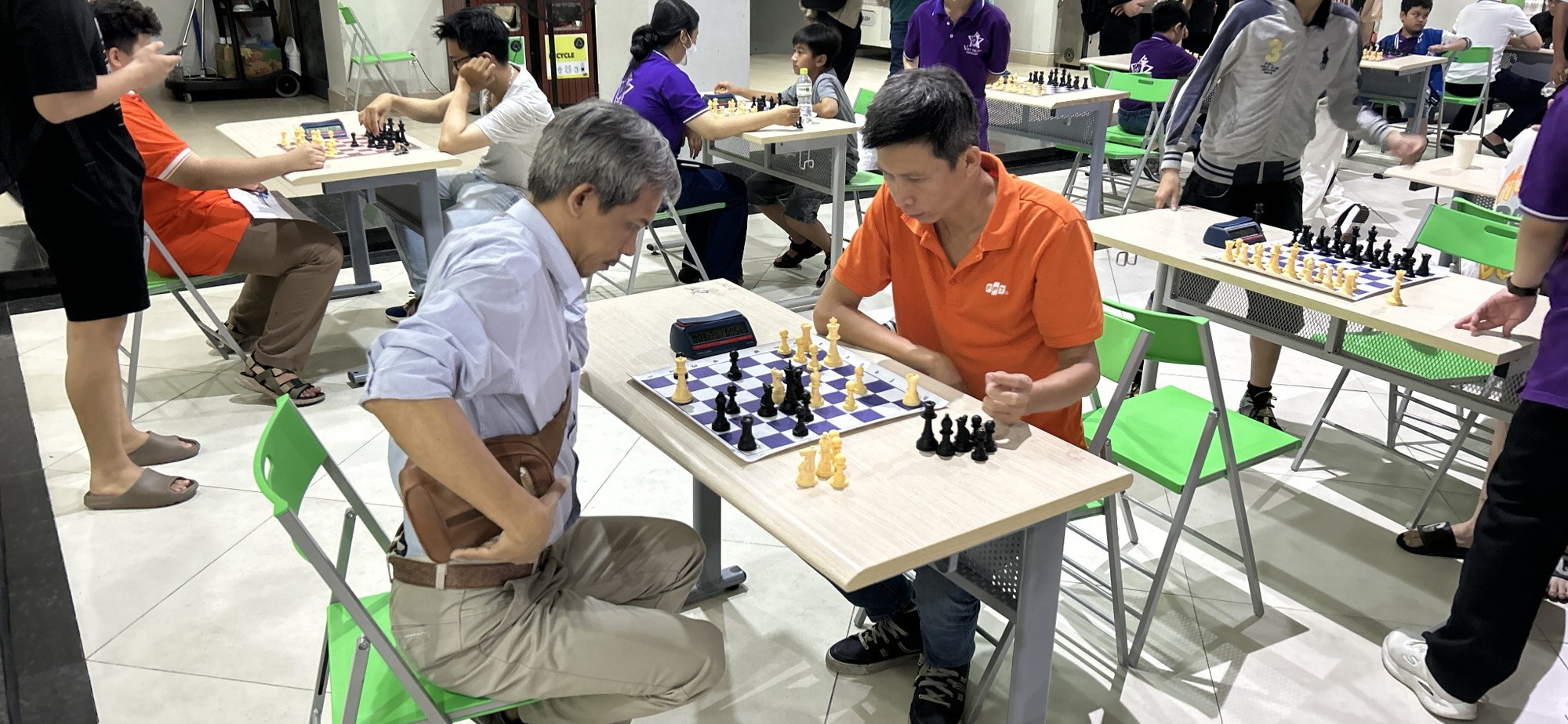 Cần Thơ: C&aacute;c kỳ thủ nh&iacute; thắng &ldquo;&aacute;p đảo&rdquo; tại giải cờ vua do ĐH FPT tổ chức- Ảnh 15.