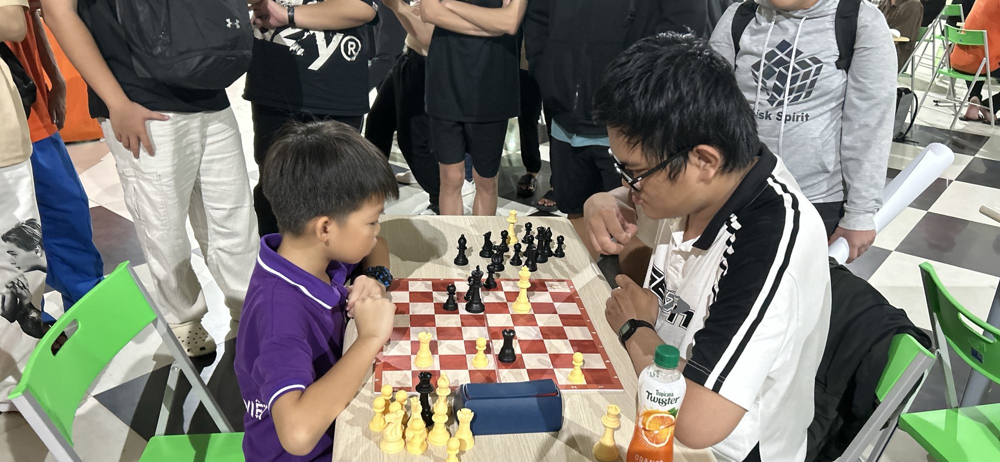 Cần Thơ: C&aacute;c kỳ thủ nh&iacute; thắng &ldquo;&aacute;p đảo&rdquo; tại giải cờ vua do ĐH FPT tổ chức- Ảnh 17.