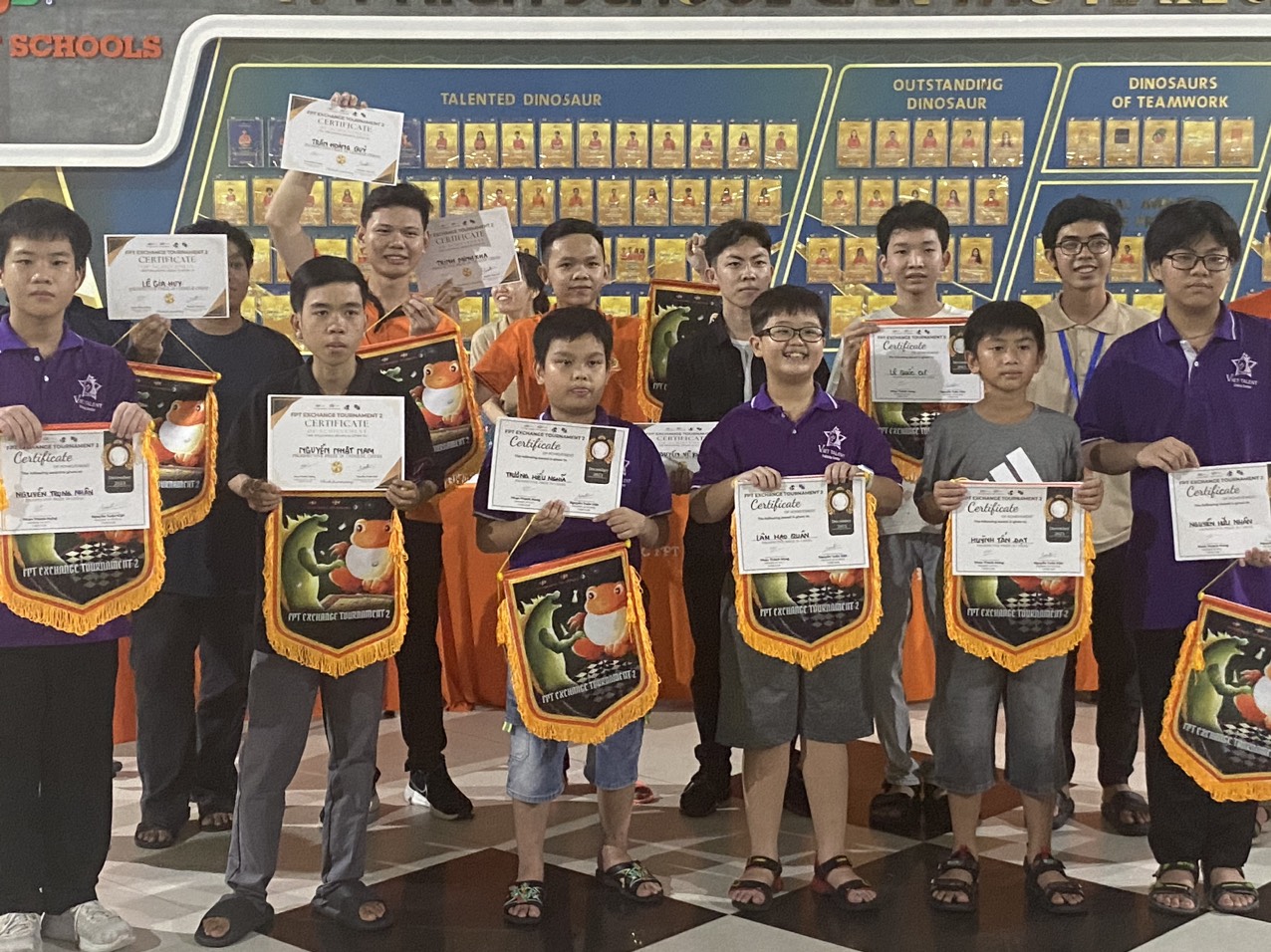 Cần Thơ: C&aacute;c kỳ thủ nh&iacute; thắng &ldquo;&aacute;p đảo&rdquo; tại giải cờ vua do ĐH FPT tổ chức- Ảnh 21.