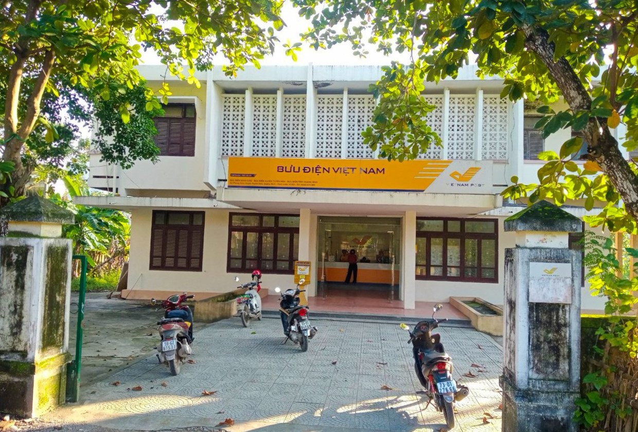 Cho nghỉ việc nh&acirc;n vi&ecirc;n "bớt x&eacute;n" tiền trợ cấp của người t&agrave;n tật ở Quảng B&igrave;nh- Ảnh 1.