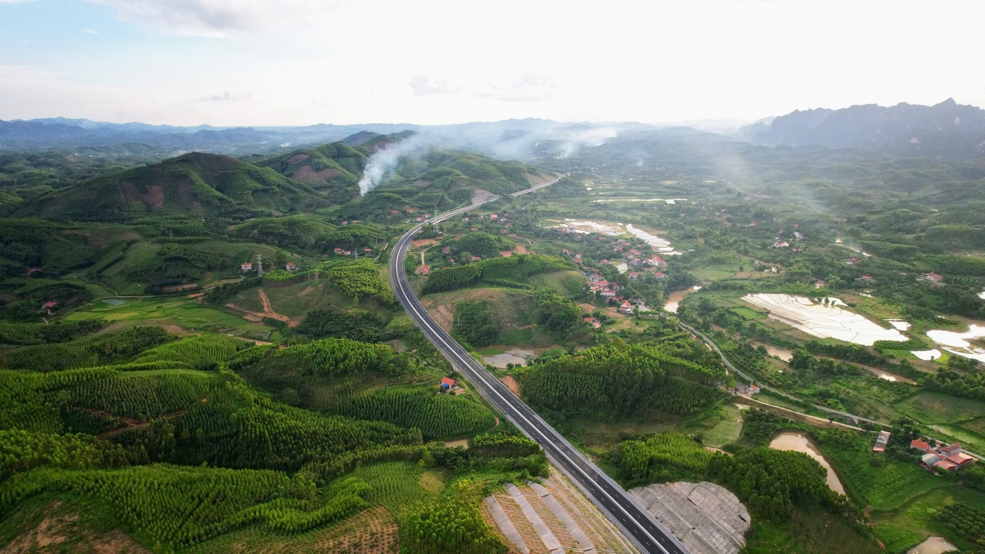 Ng&ocirc;i nh&agrave; thứ hai- Ảnh 1.