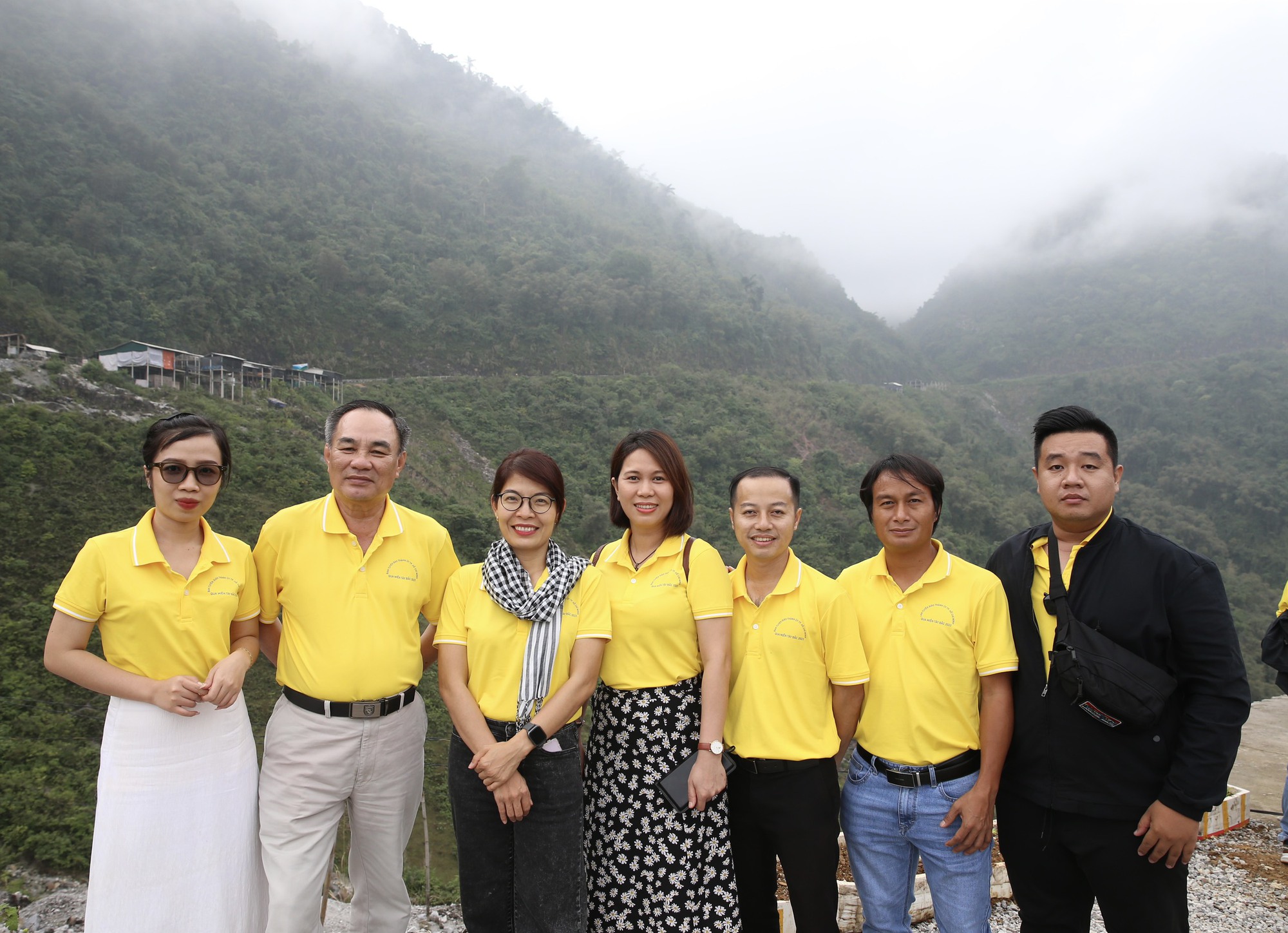 Đoàn cán bộ tuyên giáo, báo chí, xuất bản TP HCM tham gia "hành trình qua miền Tây Bắc"- Ảnh 3.