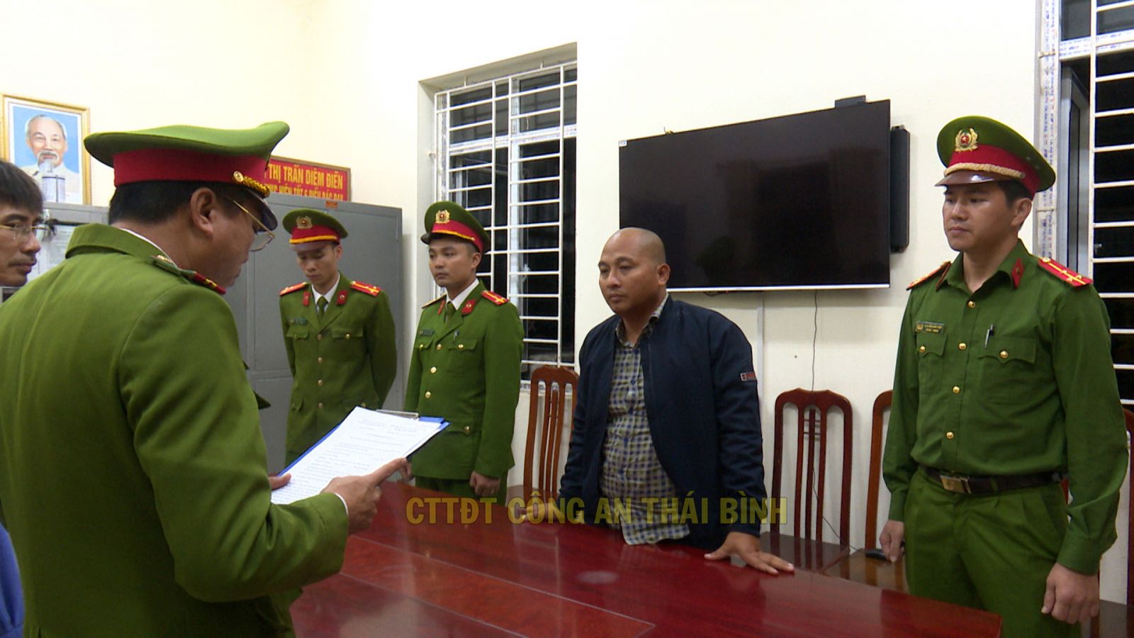 Vụ sập m&aacute;i nh&agrave; đang x&acirc;y l&agrave;m 8 người thương vong: Khởi tố chủ nh&agrave;- Ảnh 1.