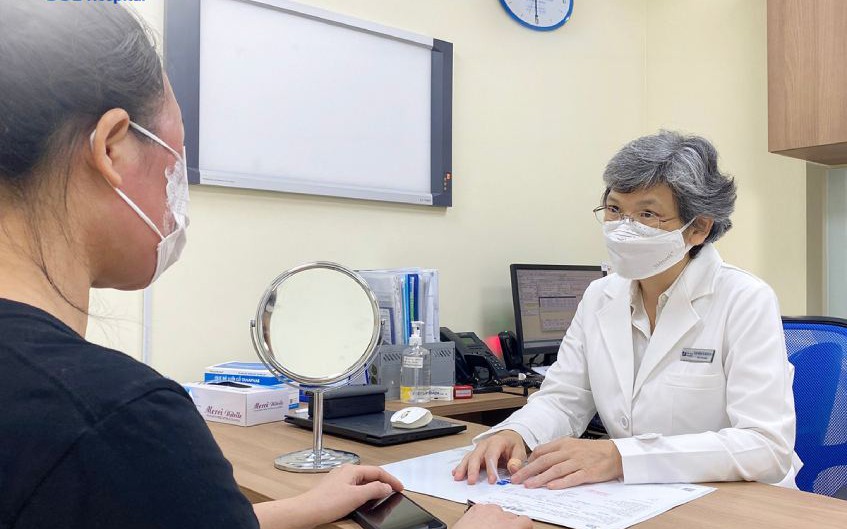 Làm đẹp với sản phẩm bằng axit, người phụ nữ nhập viện cầu cứu
