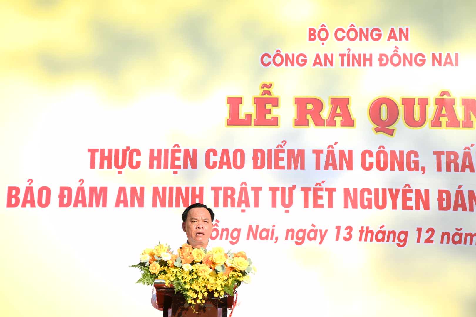CLIP: Thiếu tướng Nguyễn Sỹ Quang ph&aacute;t lệnh tổng lực tấn c&ocirc;ng, trấn &aacute;p tội phạm dịp Tết 2024- Ảnh 1.
