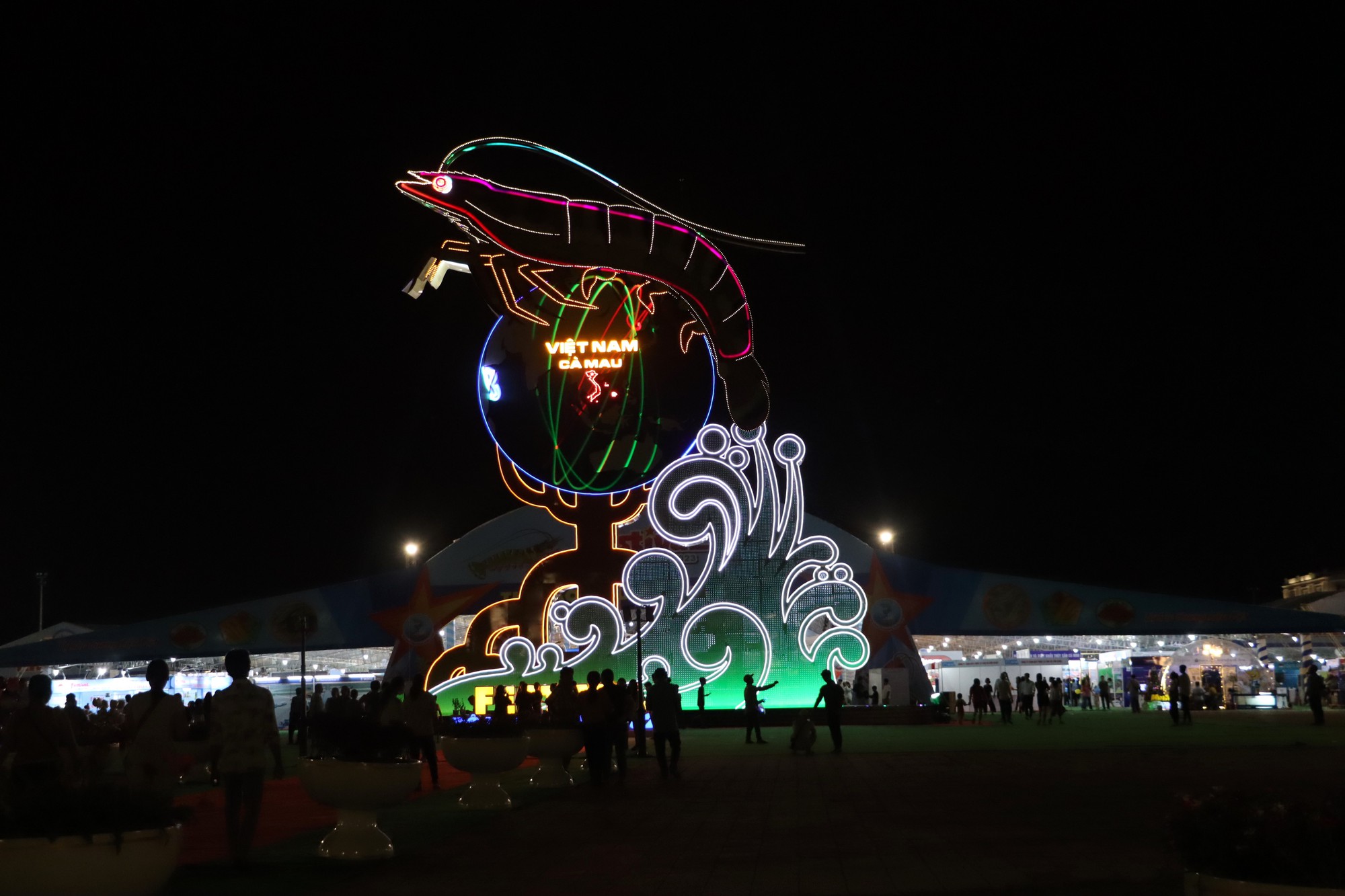C&agrave; Mau đ&oacute;n hơn 40.000 du kh&aacute;ch trong những ng&agrave;y diễn ra festival- Ảnh 1.