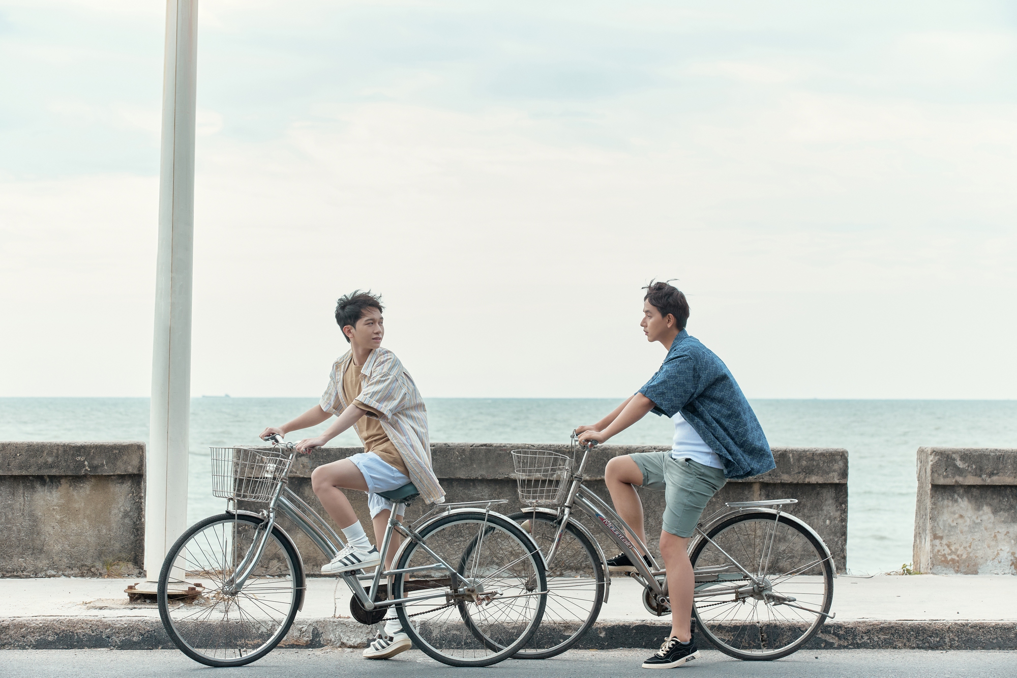 Series MV thanh xu&acirc;n của Đỗ Ho&agrave;ng Dương kết th&uacute;c khiến fan boylove đau l&ograve;ng- Ảnh 3.