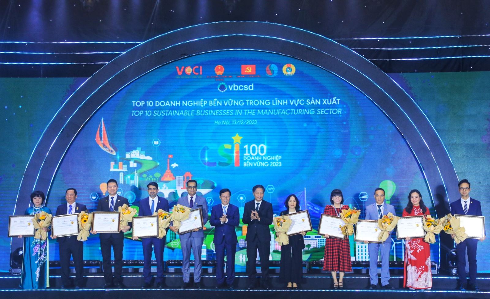 VRG có 18 công ty nằm trong tốp 100 Doanh nghiệp bền vững năm 2023- Ảnh 1.