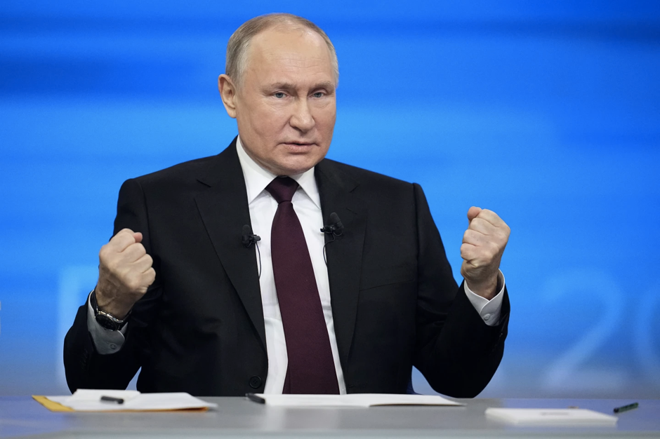Tổng thống Putin giải đ&aacute;p &ldquo;c&acirc;u hỏi nhạy cảm&rdquo;- Ảnh 1.