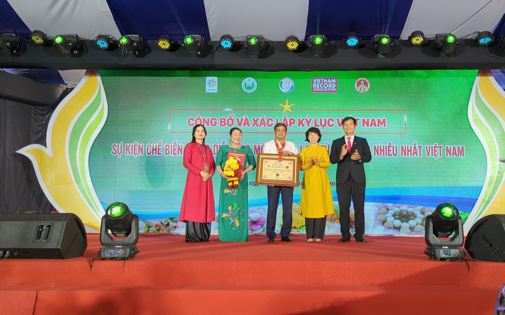VIDEO: Hai kỷ lục dành cho tỉnh Hậu Giang