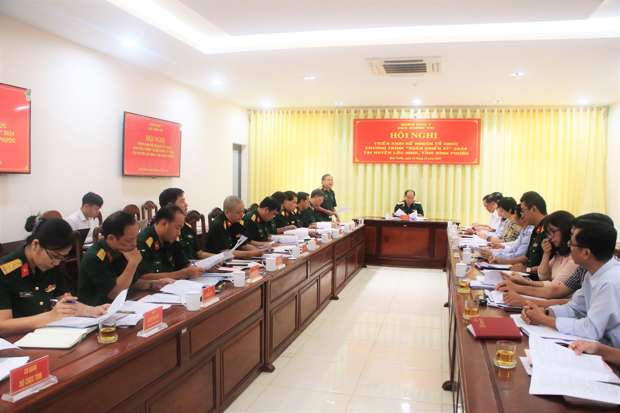 xuân chiến sĩ