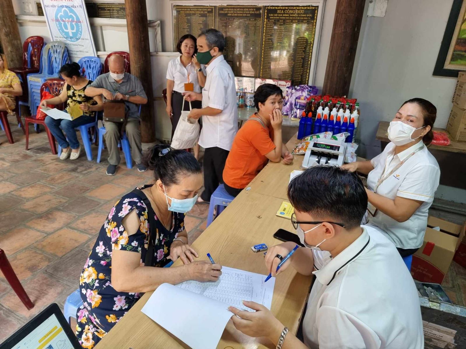 Nhận gộp lương hưu trước Tết Giáp Thìn: 3 hình thức chi trả - Ảnh 1.