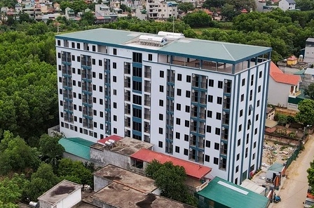 T&ograve;a nh&agrave; 9 tầng x&acirc;y sai ph&eacute;p: Đề xuất xử l&yacute; chủ tịch huyện c&ugrave;ng loạt c&aacute;n bộ- Ảnh 1.