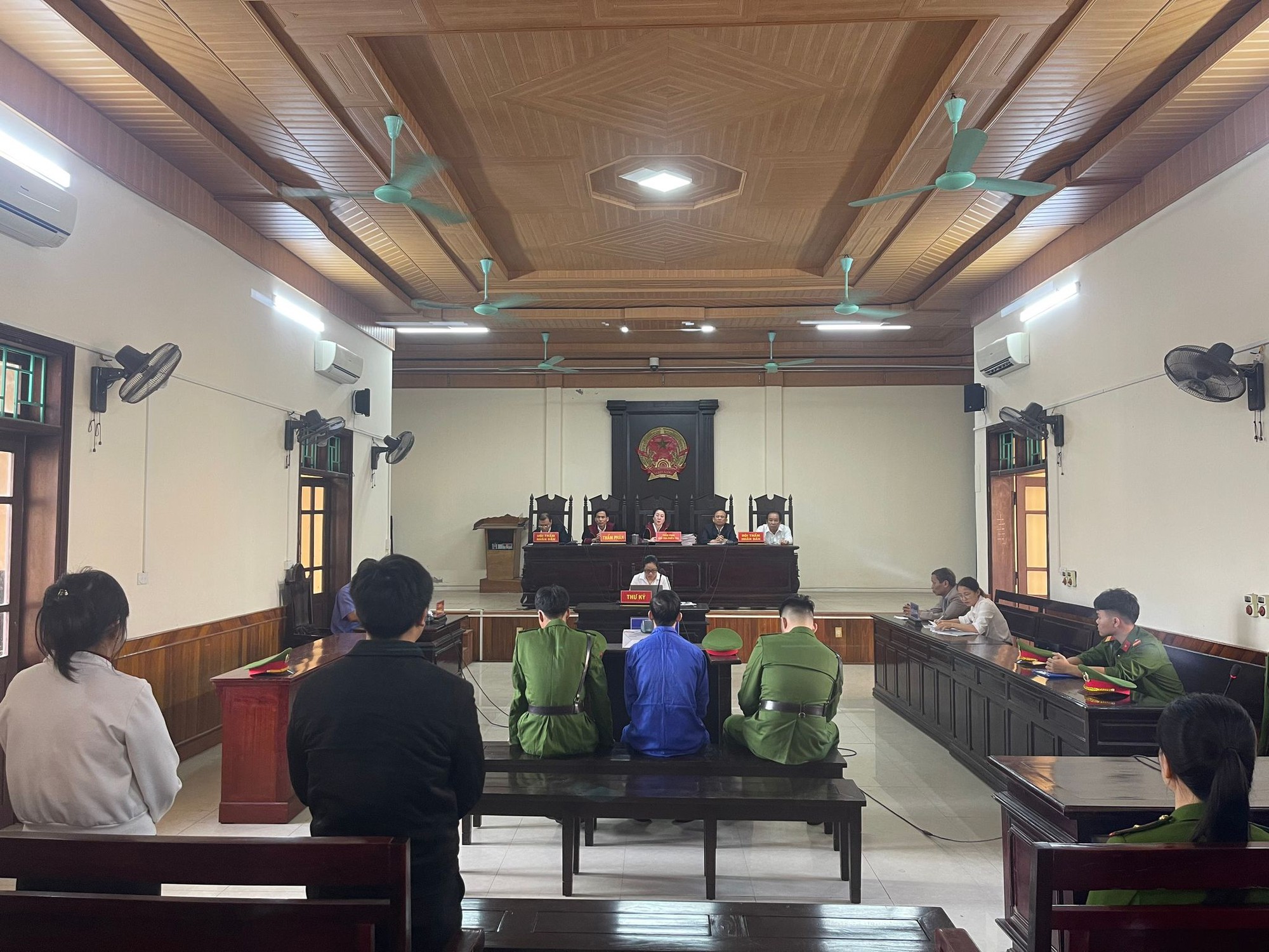 &Aacute;n tử cho 2 đối tượng mua b&aacute;n ma t&uacute;y- Ảnh 2.