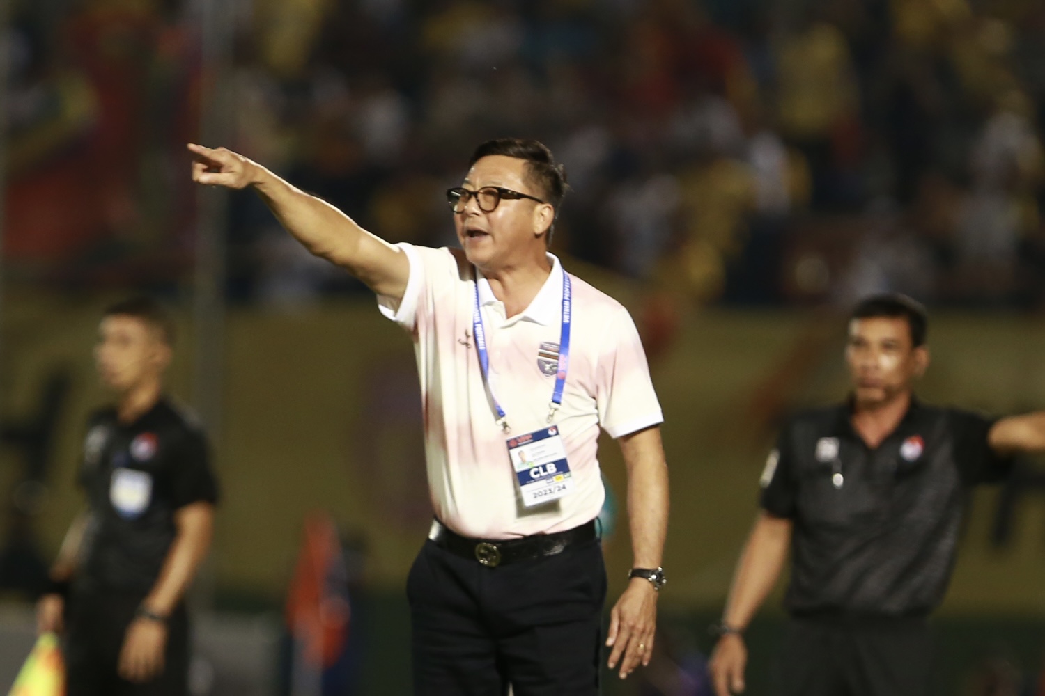 HLV L&ecirc; Huỳnh Đức chia sẻ sau khi B&igrave;nh Dương l&ecirc;n đầu bảng V-League- Ảnh 1.
