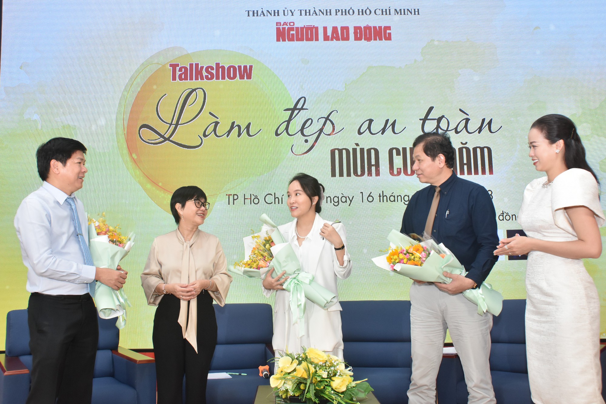L&agrave;m đẹp an to&agrave;n m&ugrave;a cuối năm- Ảnh 1.