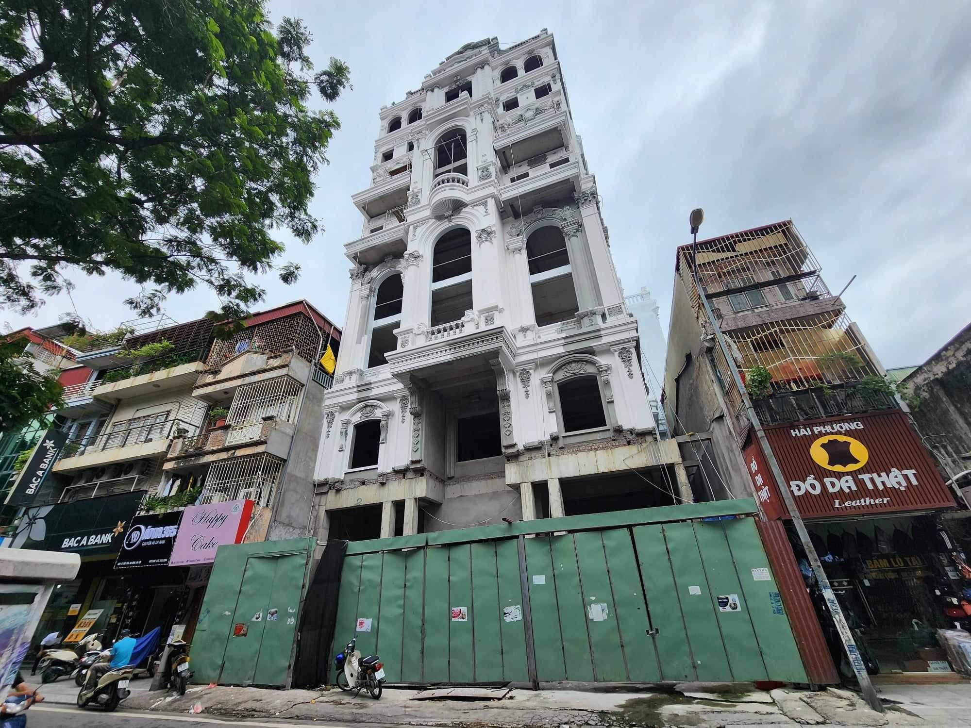 Phát hiện gần 10.000 công trình xây dựng không phép, sai phép ở Hà Nội- Ảnh 1.