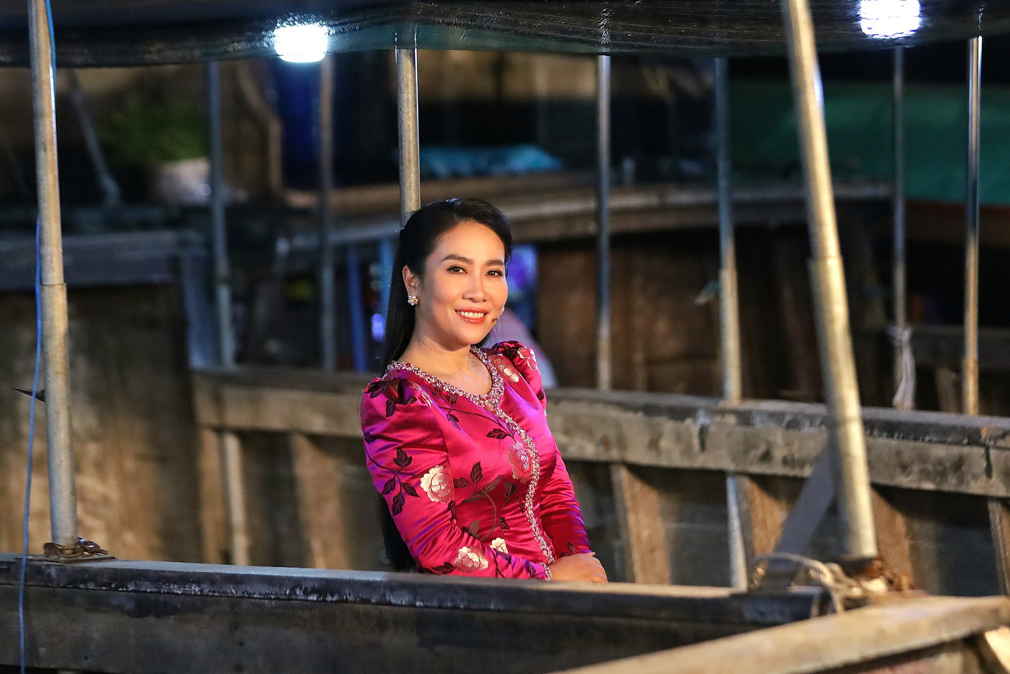 Vầng trăng cổ nhạc “Đẹp lắm Cần Thơ” say đắm khán giả Tây Đô- Ảnh 10.