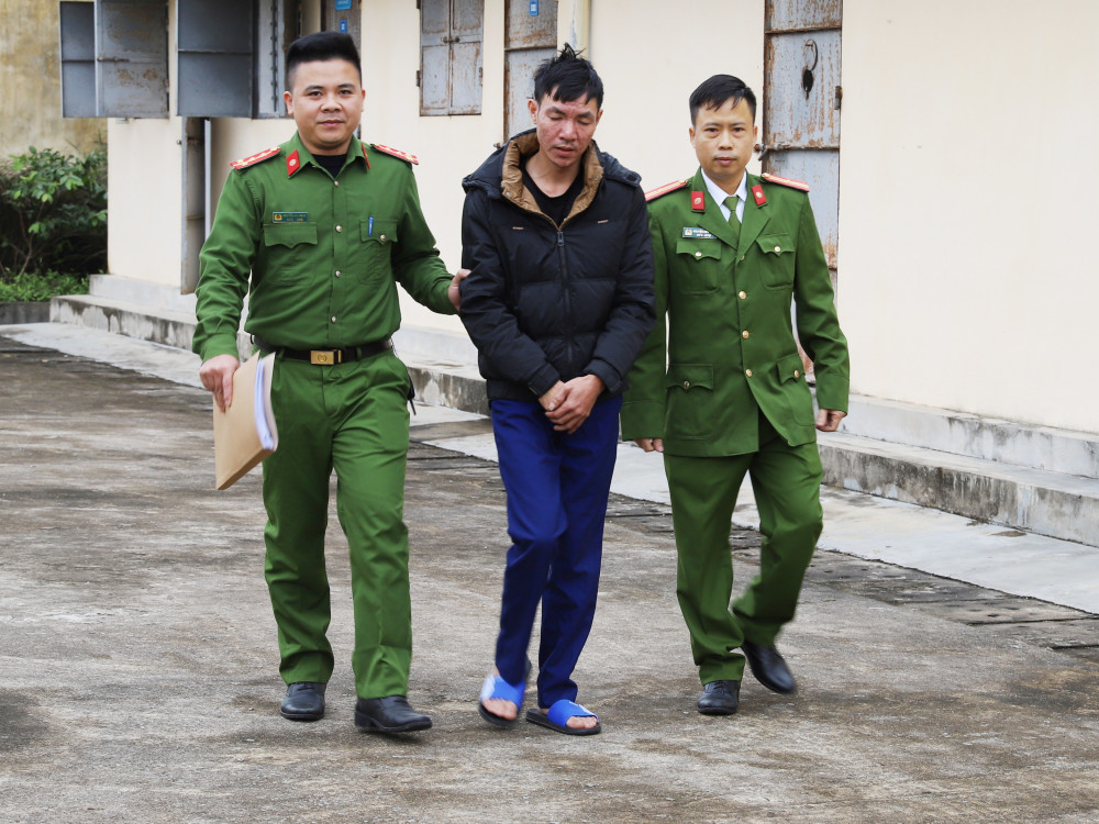 Lập nhiều t&agrave;i khoản mạng x&atilde; hội để lừa đảo, chiếm đoạt tiền tỉ- Ảnh 1.
