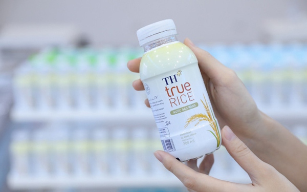 Festival Lúa gạo 2023: Nước gạo rang TH true RICE được nhiều người “mê”