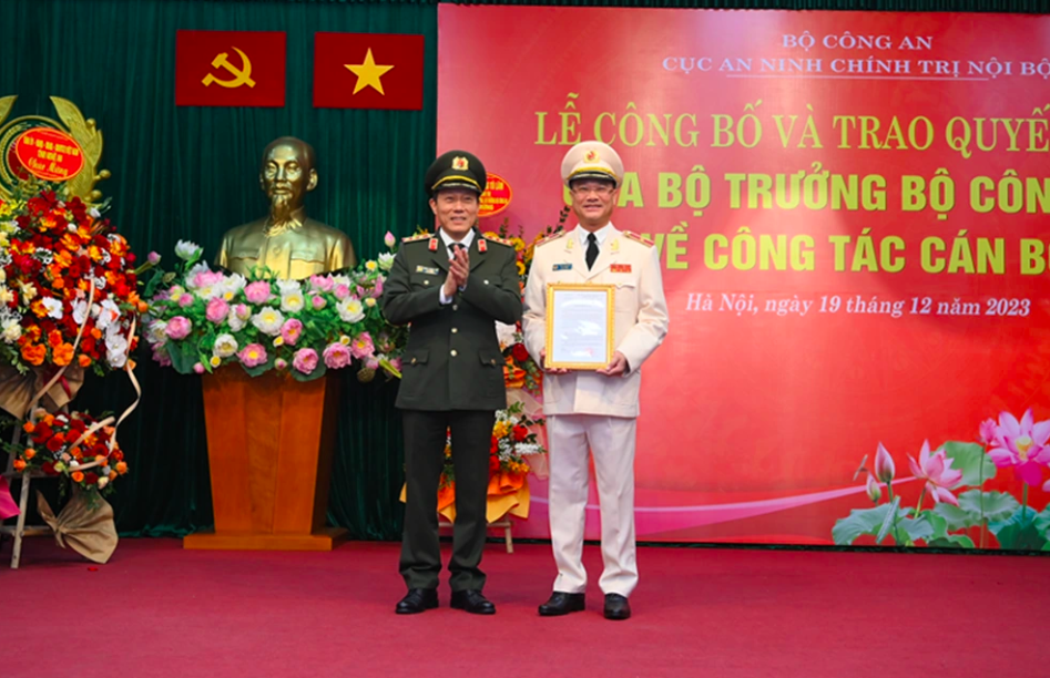 Gi&aacute;m đốc C&ocirc;ng an Nghệ An l&agrave;m Cục trưởng Cục An ninh ch&iacute;nh trị nội bộ- Ảnh 1.
