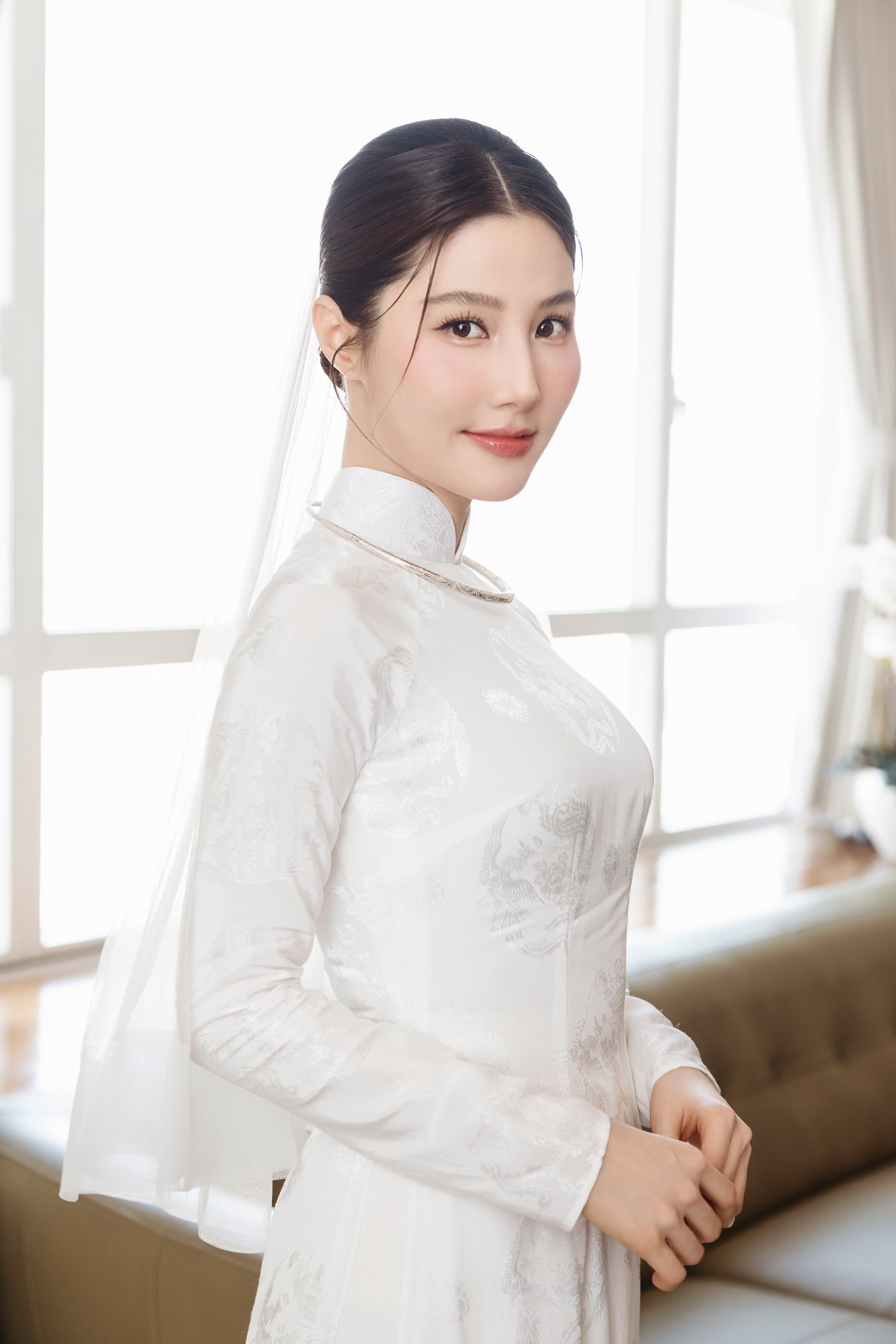 Diễm My 9X chưa từng nghĩ sẽ đám cưới
- Ảnh 2.