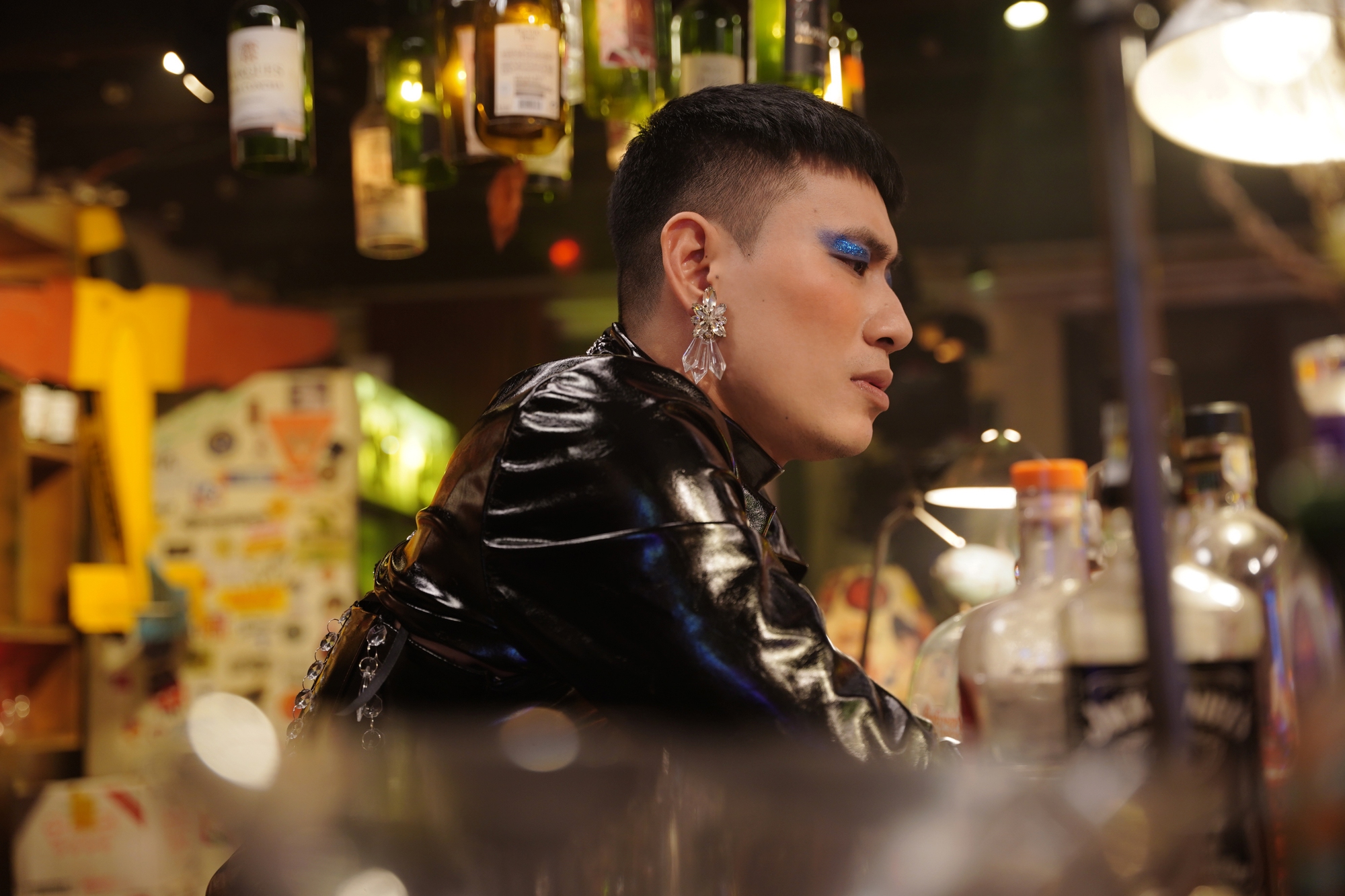 Kiều Minh Tuấn hoá drag-queen "Tôi rất cẩn trọng vì không muốn bị hiểu là đùa cợt"
- Ảnh 1.