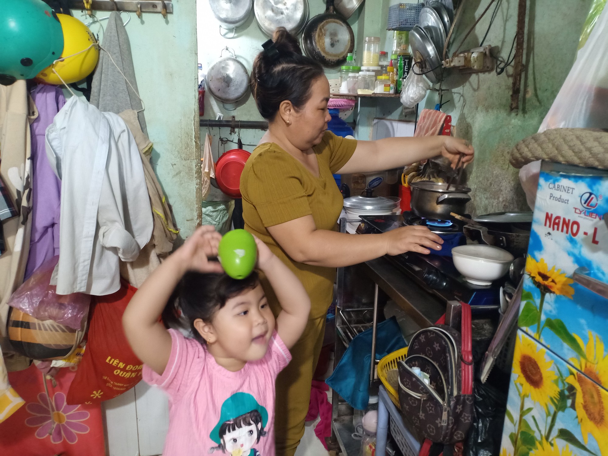 Thiếu việc l&agrave;m, nhiều c&ocirc;ng nh&acirc;n rời nh&agrave; m&aacute;y- Ảnh 1.