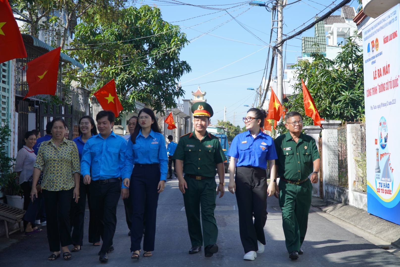 Đường cờ Tổ quốc g&oacute;p x&acirc;y dựng n&ocirc;ng th&ocirc;n mới- Ảnh 4.